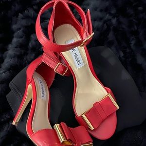Steve Madden dressy sandals